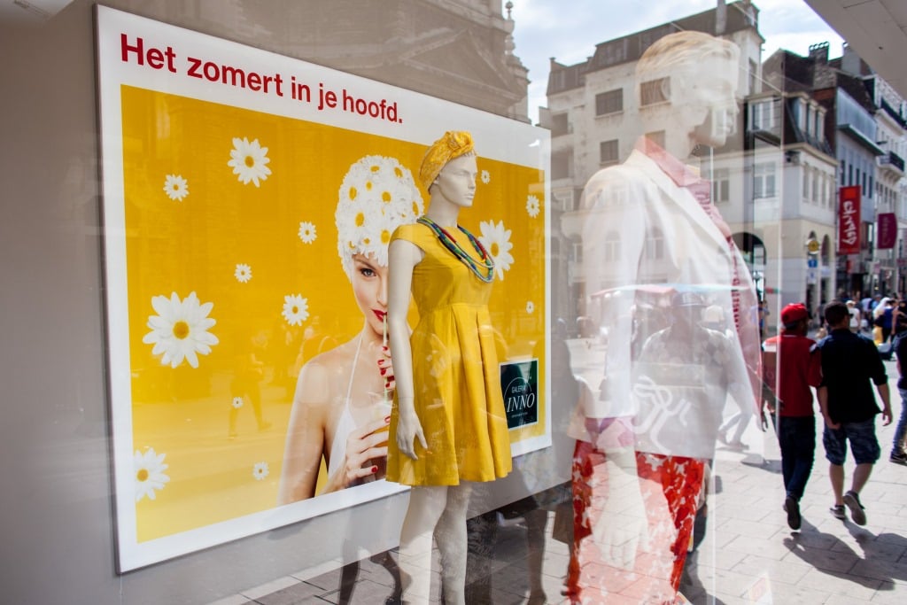 Inno - FyBox - lightbox visual merchandising